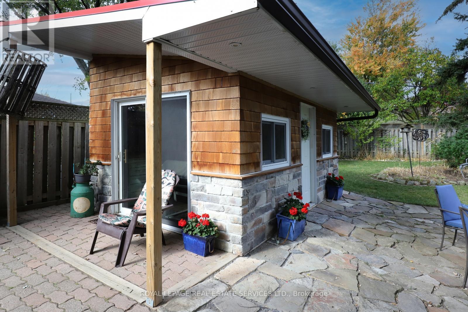 167 Oliver Place, Oakville, Ontario  L6H 1K9 - Photo 40 - W12457697