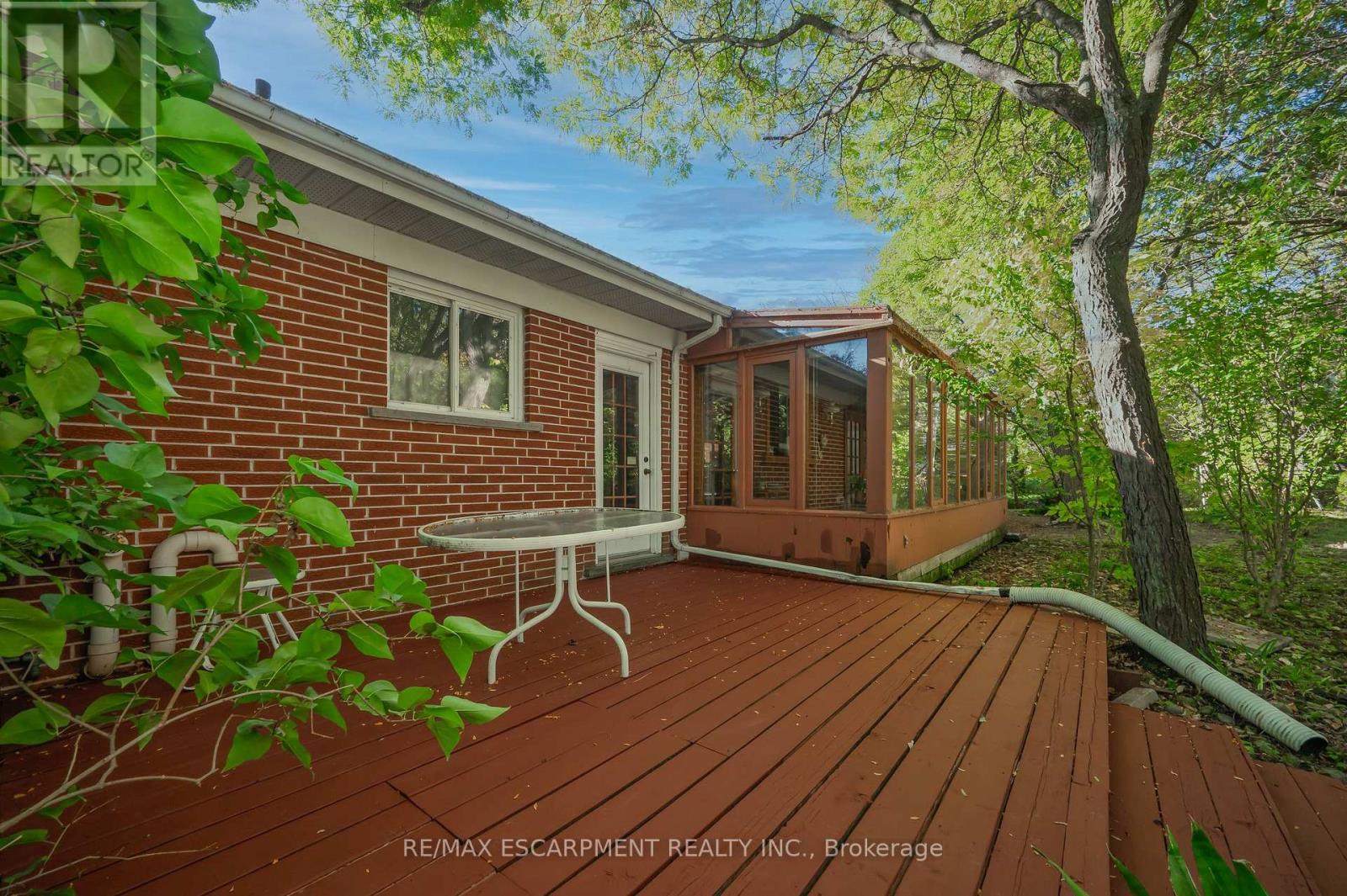 1411 Beaufort Drive, Burlington, Ontario  L7P 4V8 - Photo 30 - W12487870