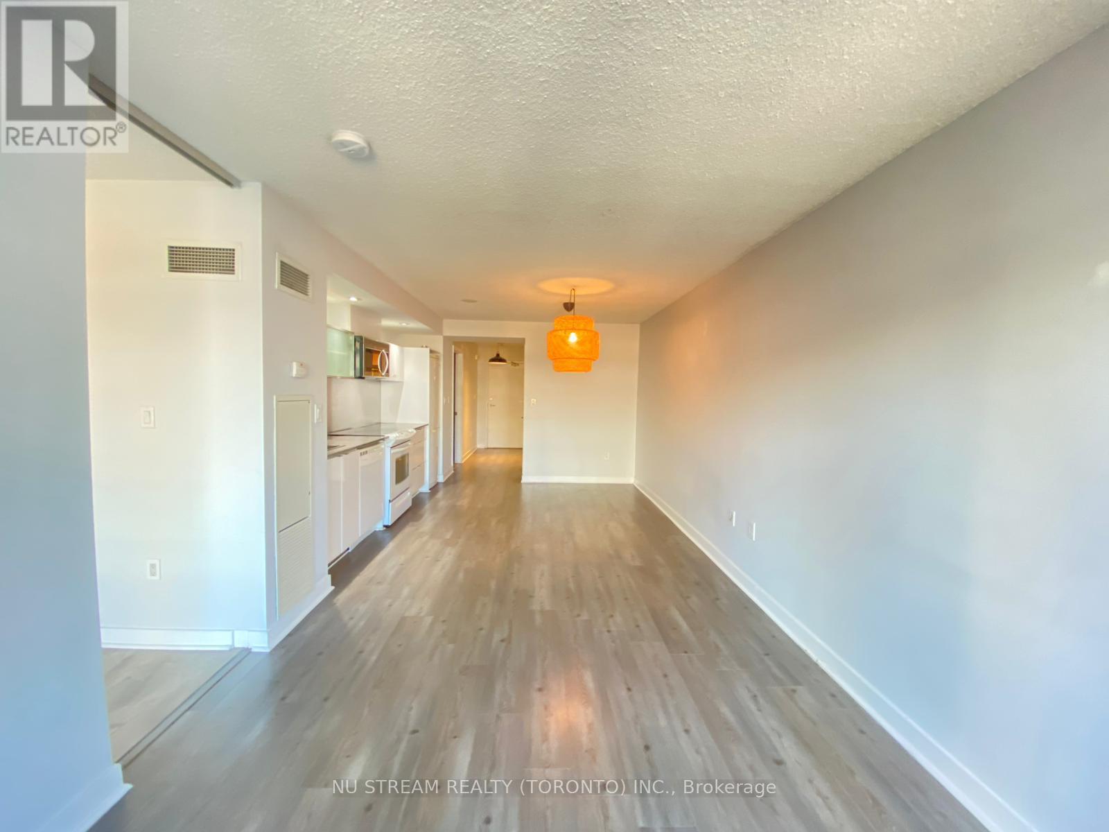 1508 - 4 Spadina Avenue S, Toronto, Ontario  M5V 3Y9 - Photo 4 - C12488996