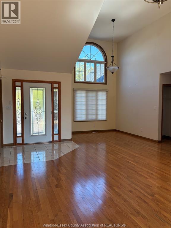 823 Lake Shore Drive, Windsor, Ontario  N9G 2R1 - Photo 5 - 25025105