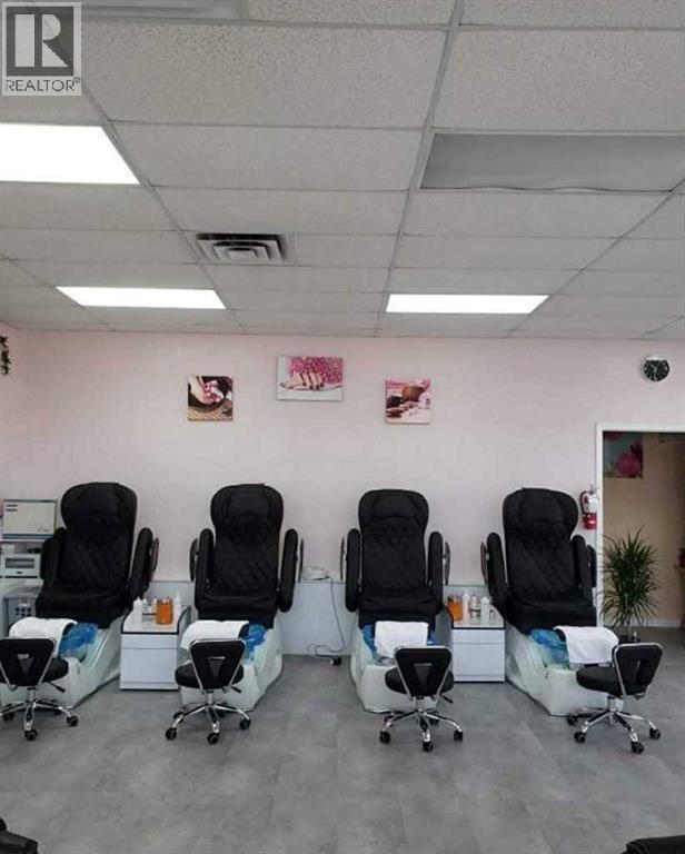 1, 160  Landing Hewlett Park Landing, Sylvan Lake, Alberta  T4S 2J3 - Photo 3 - A2254731