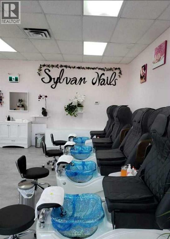 1, 160  Landing Hewlett Park Landing, Sylvan Lake, Alberta  T4S 2J3 - Photo 4 - A2254731