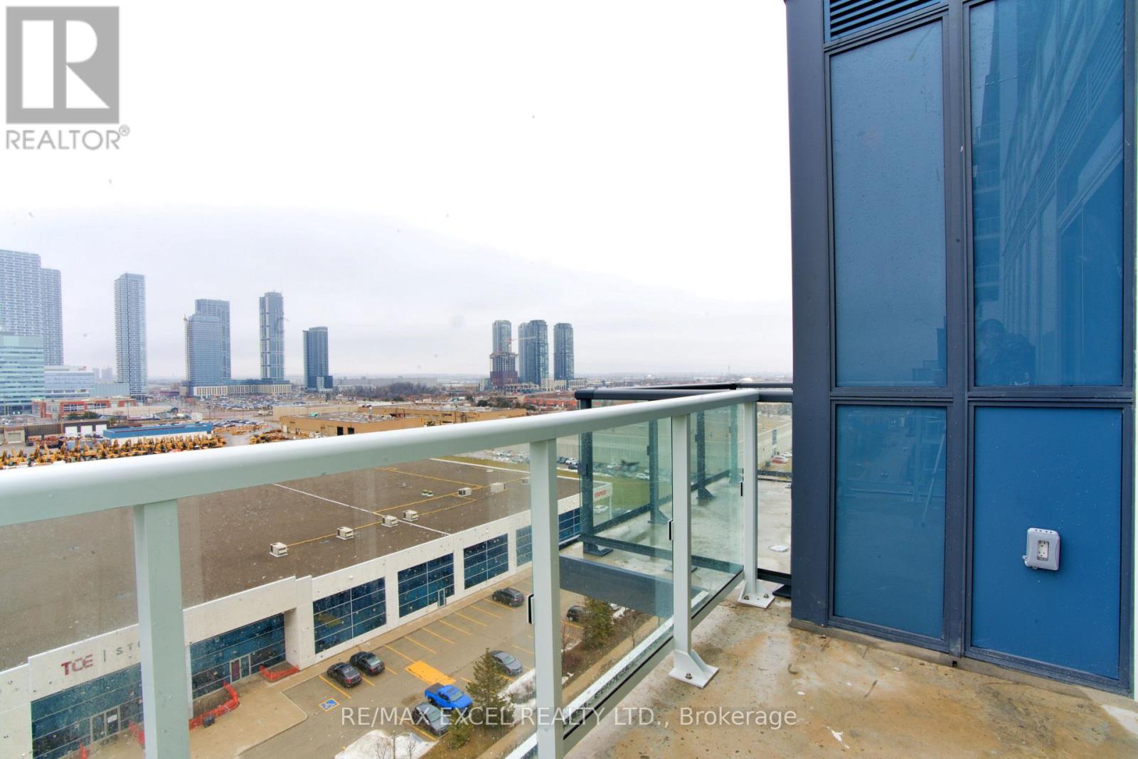 1102 - 38 Honeycrisp Crescent, Vaughan, Ontario  L4K 0M8 - Photo 11 - N12488986