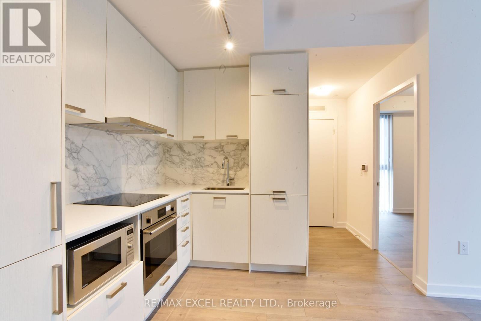 1102 - 38 Honeycrisp Crescent, Vaughan, Ontario  L4K 0M8 - Photo 22 - N12488986