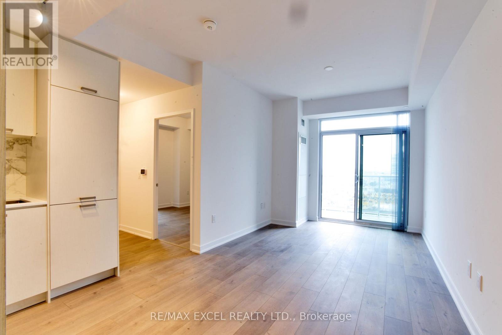 1102 - 38 Honeycrisp Crescent, Vaughan, Ontario  L4K 0M8 - Photo 23 - N12488986