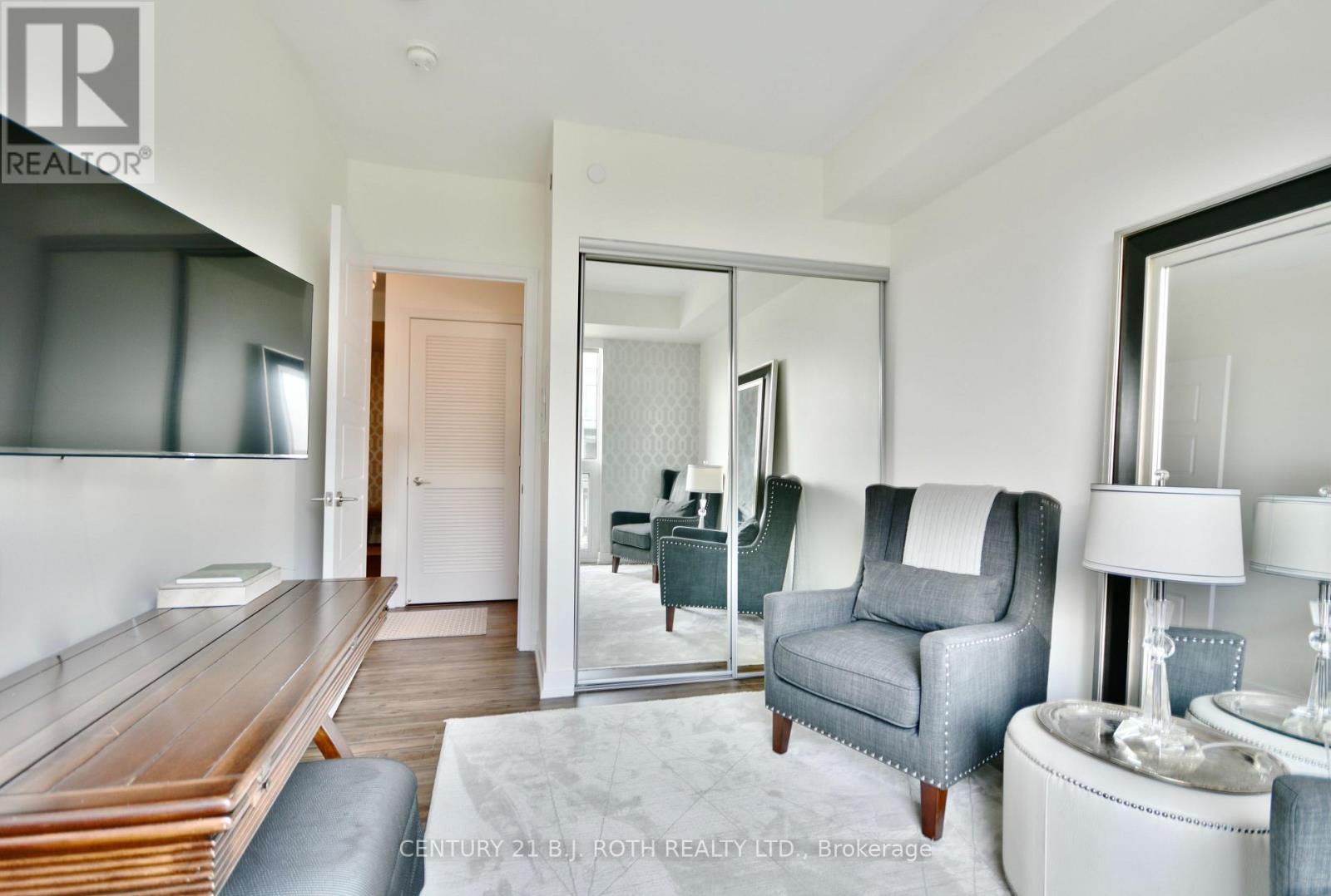 B317 - 271 Sea Ray Avenue, Innisfil, Ontario  L9S 0J8 - Photo 5 - N12489002