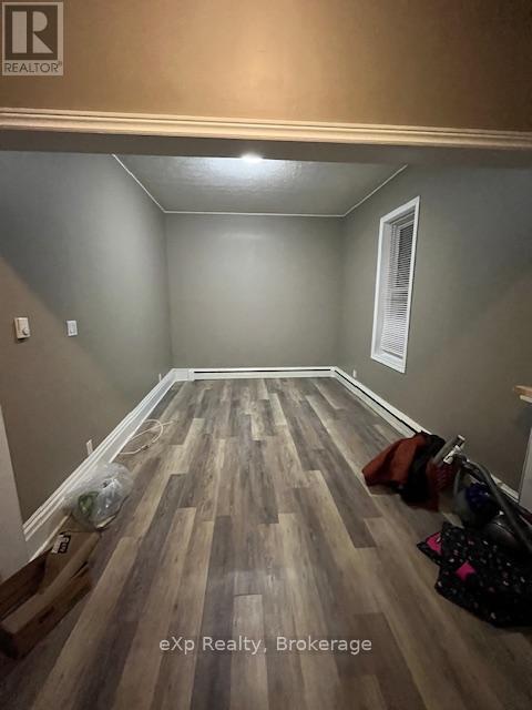 511 Colborne Street S, Brockton, Ontario  N0G 2V0 - Photo 5 - X12489074