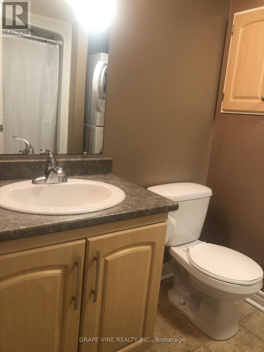 35 Cloverloft Court, Ottawa, Ontario  K2S 1T3 - Photo 10 - X12489010