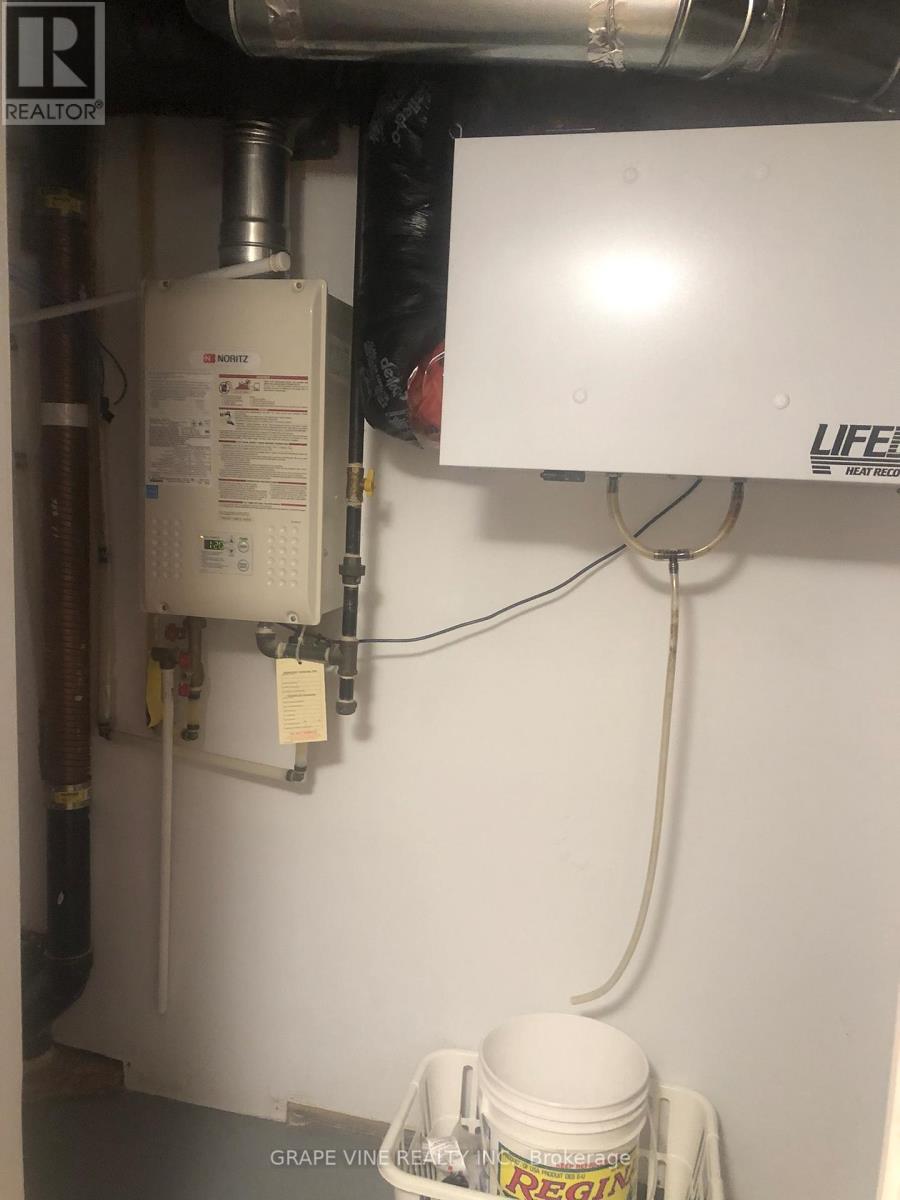 35 Cloverloft Court, Ottawa, Ontario  K2S 1T3 - Photo 14 - X12489010