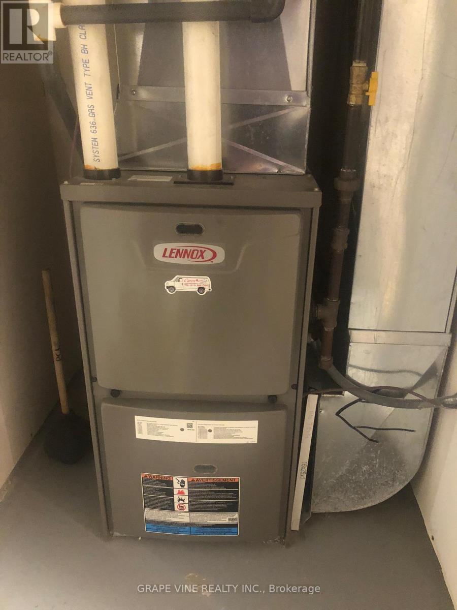 35 Cloverloft Court, Ottawa, Ontario  K2S 1T3 - Photo 15 - X12489010