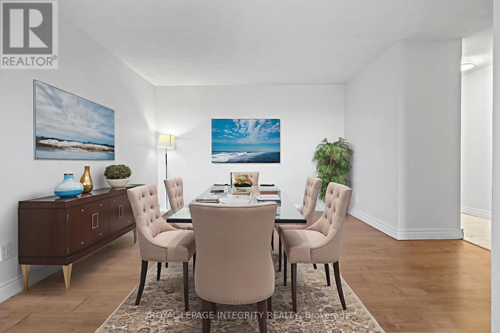 1201 - 900 Dynes Road, Ottawa, Ontario  K2C 3L6 - Photo 12 - X12489034