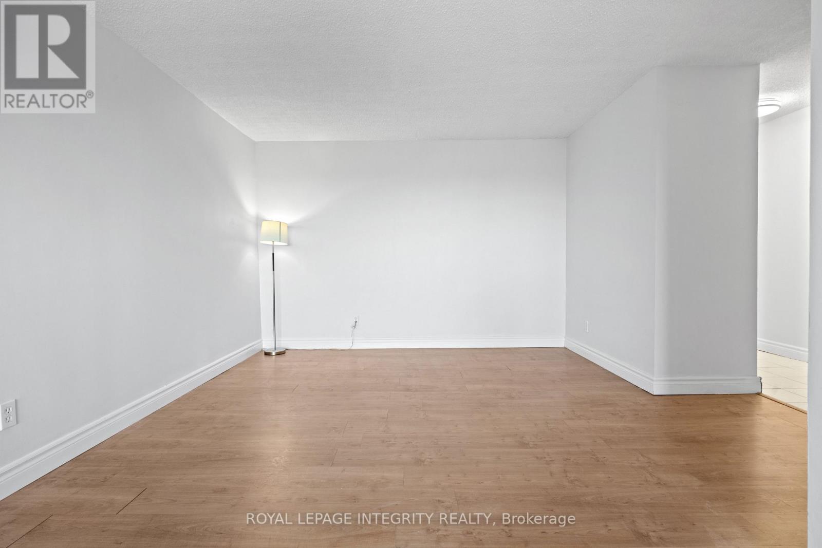 1201 - 900 Dynes Road, Ottawa, Ontario  K2C 3L6 - Photo 13 - X12489034