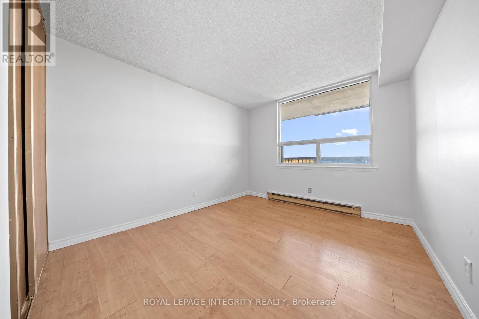 1201 - 900 Dynes Road, Ottawa, Ontario  K2C 3L6 - Photo 24 - X12489034