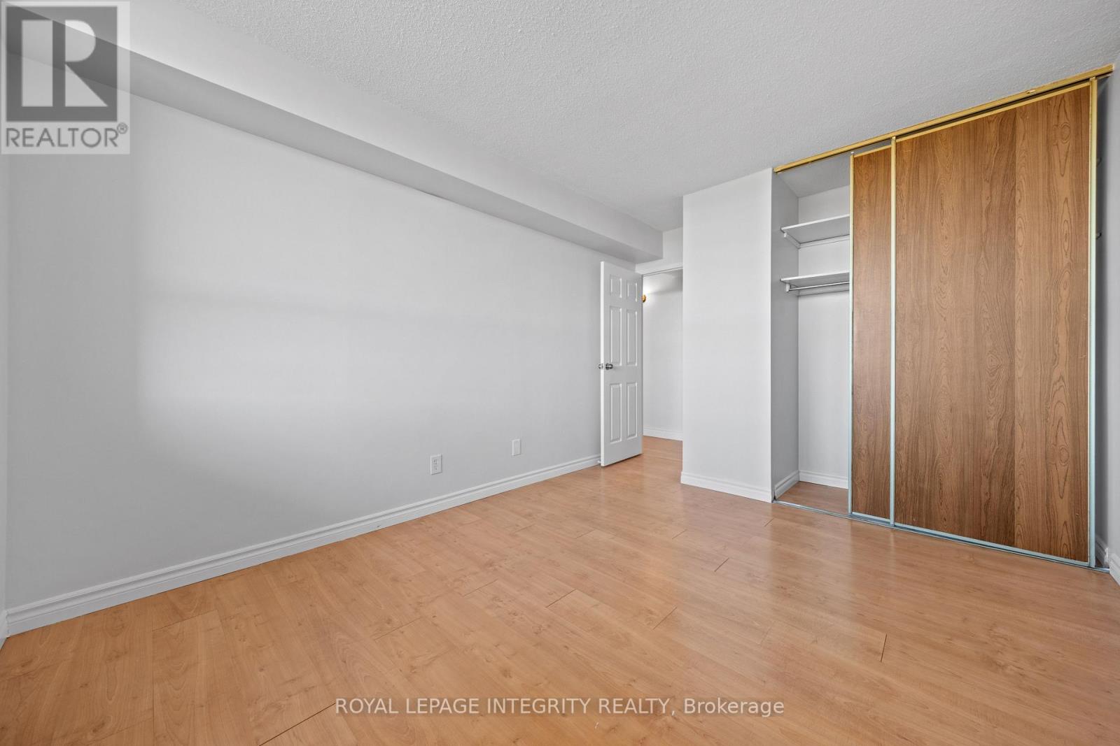 1201 - 900 Dynes Road, Ottawa, Ontario  K2C 3L6 - Photo 25 - X12489034