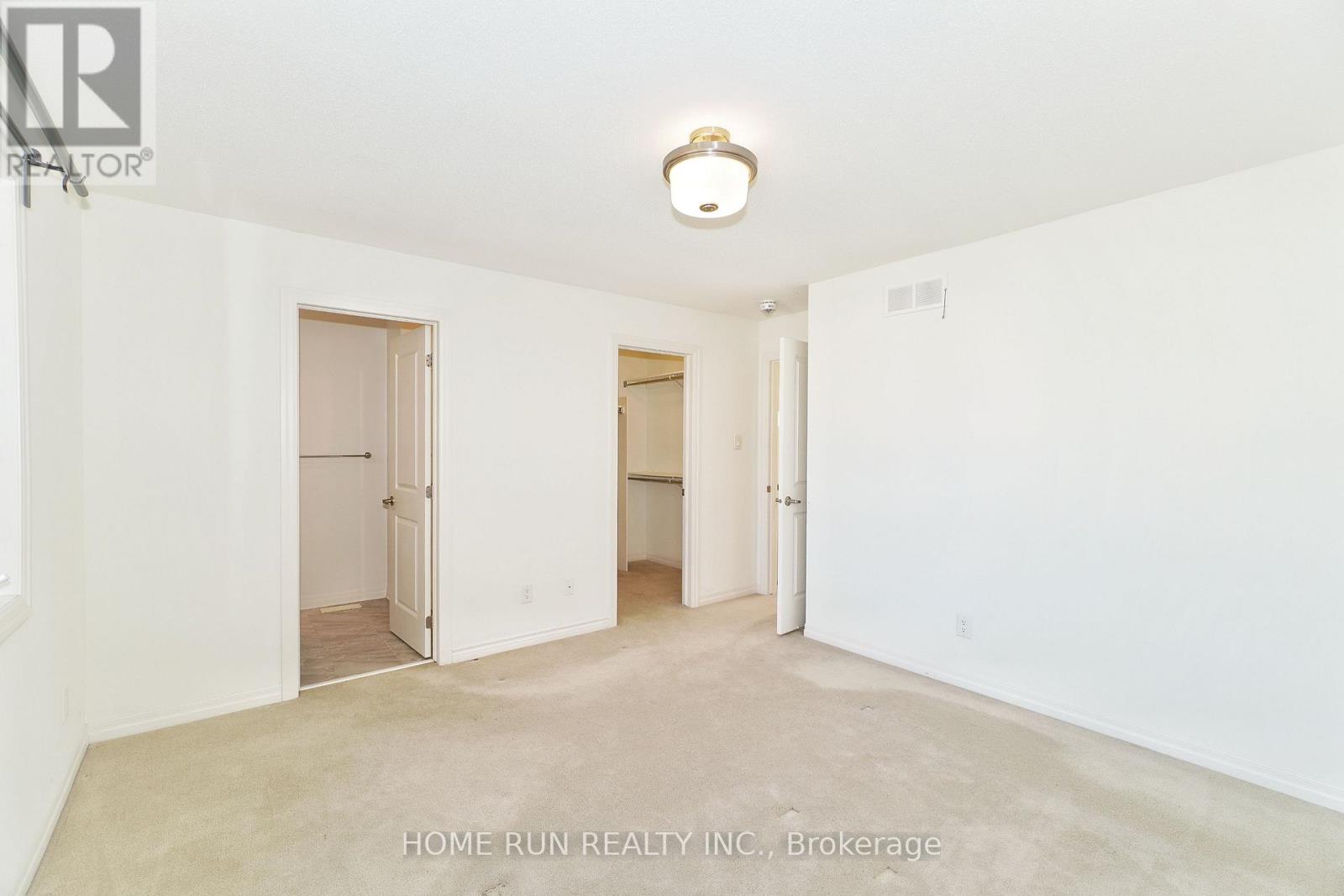 118 Overberg Way, Ottawa, Ontario  K2S 0V9 - Photo 24 - X12489036