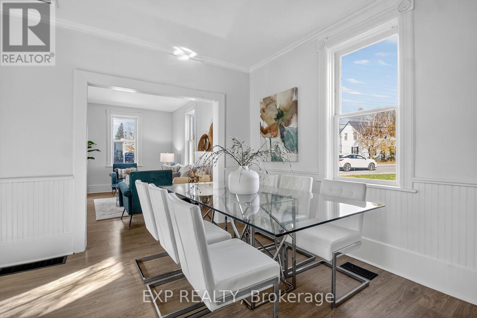 95 Main Street E, Mississippi Mills, Ontario  K0A 1A0 - Photo 14 - X12489082