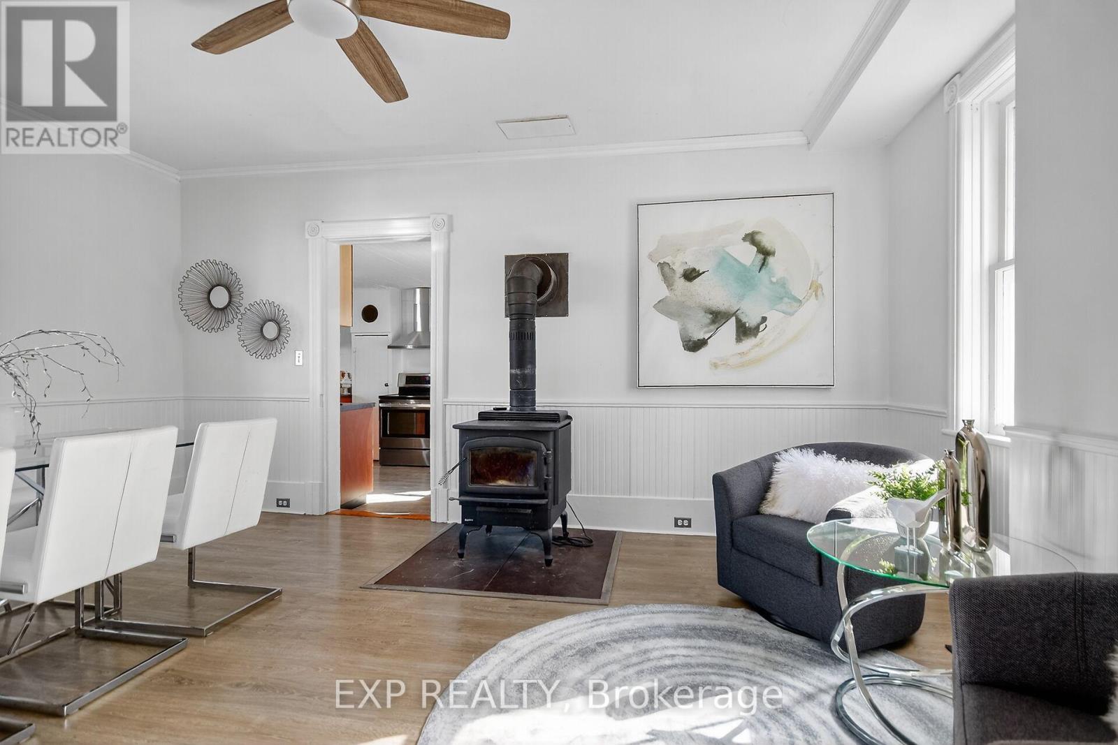 95 Main Street E, Mississippi Mills, Ontario  K0A 1A0 - Photo 19 - X12489082