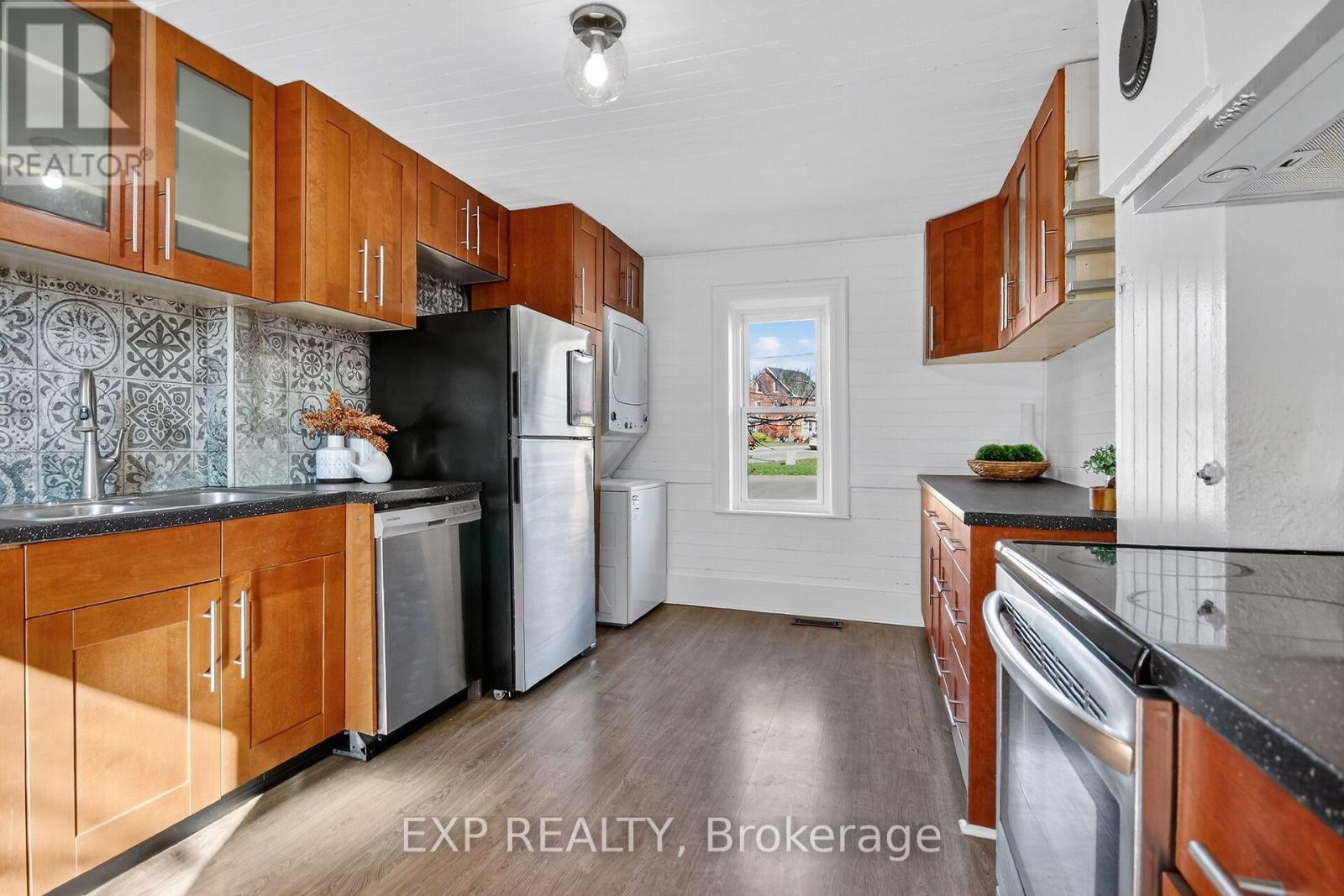 95 Main Street E, Mississippi Mills, Ontario  K0A 1A0 - Photo 26 - X12489082