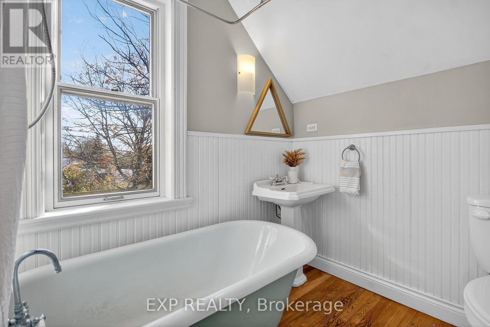 95 Main Street E, Mississippi Mills, Ontario  K0A 1A0 - Photo 40 - X12489082