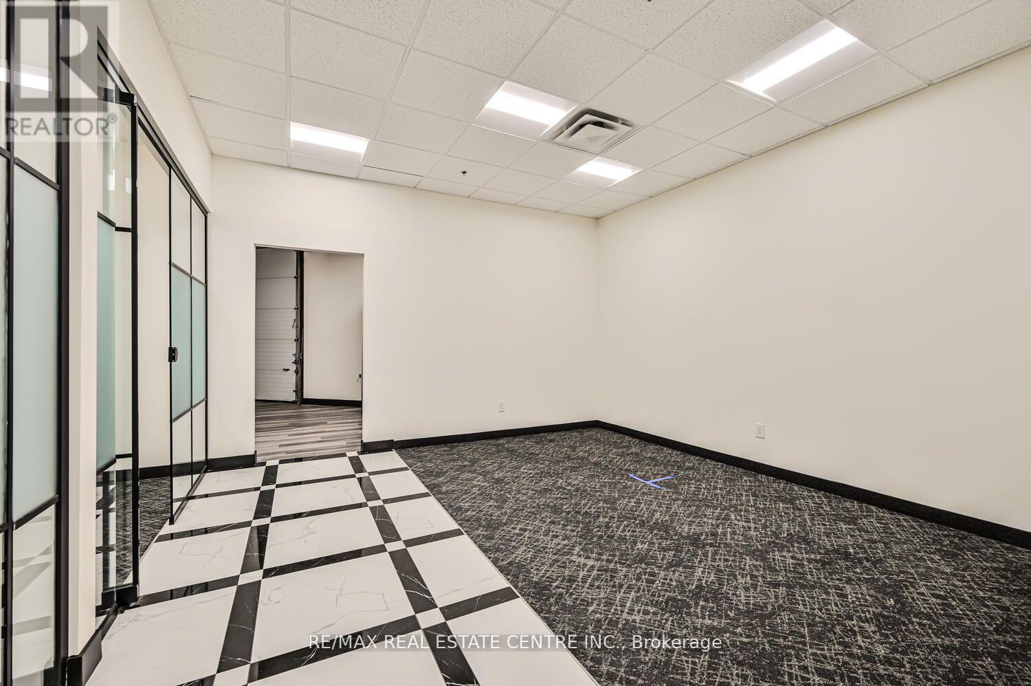 22 - 2565 Steeles Avenue E, Brampton, Ontario  L6T 4L6 - Photo 17 - W12488950