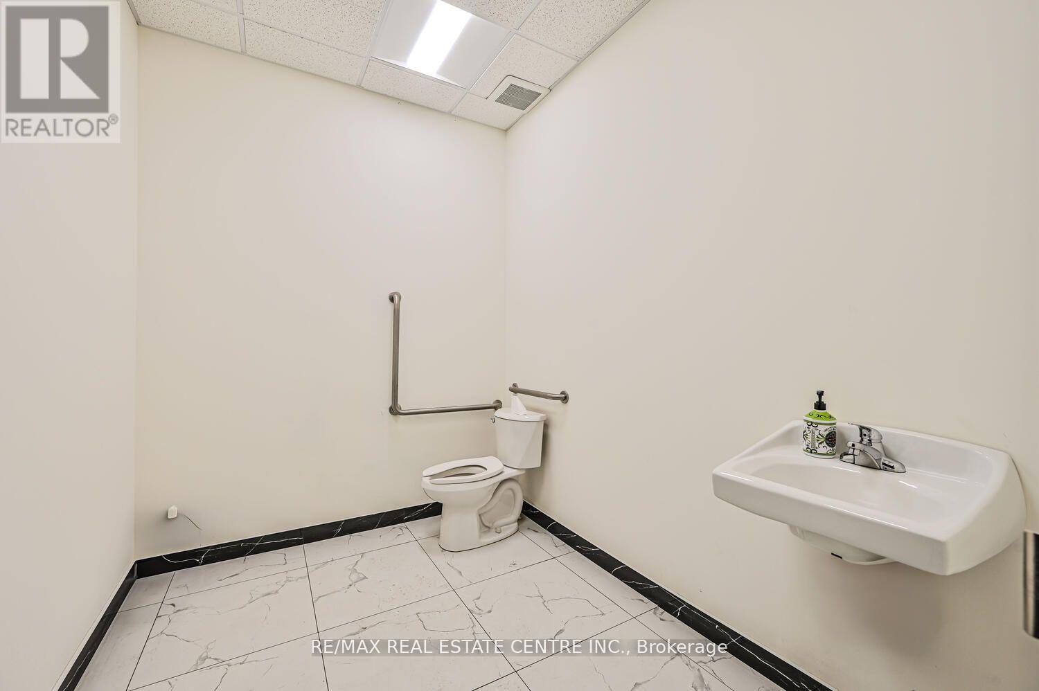 22 - 2565 Steeles Avenue E, Brampton, Ontario  L6T 4L6 - Photo 28 - W12488950