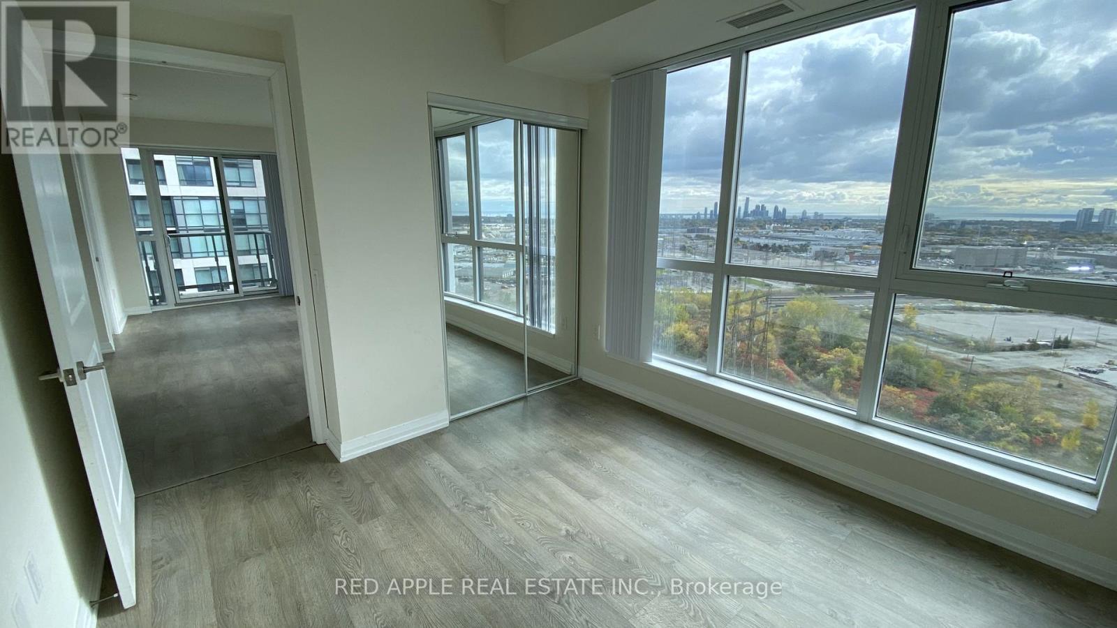 50 Thomas Riley Road, Toronto, Ontario  M9B 0C5 - Photo 14 - W12488962