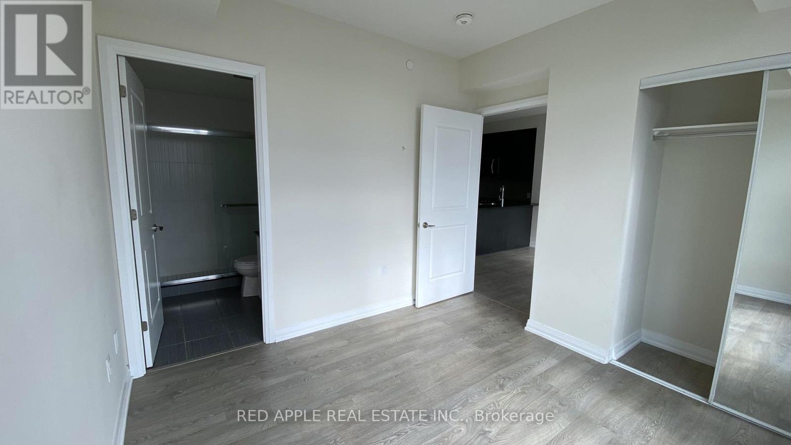 50 Thomas Riley Road, Toronto, Ontario  M9B 0C5 - Photo 15 - W12488962