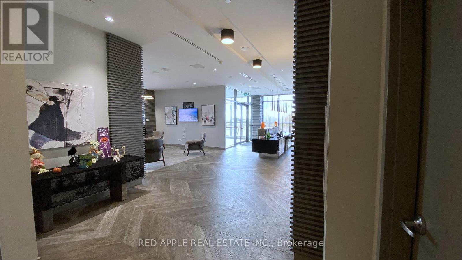 50 Thomas Riley Road, Toronto, Ontario  M9B 0C5 - Photo 23 - W12488962