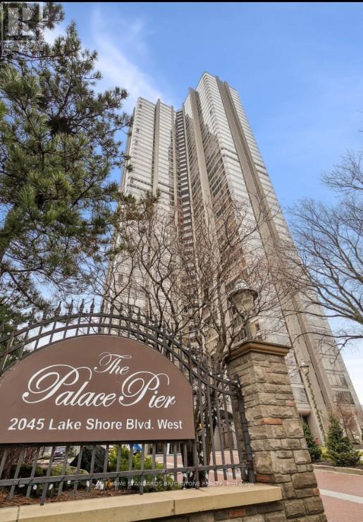 2 - 2045 LAKE SHORE BOULEVARD W, Toronto, Ontario