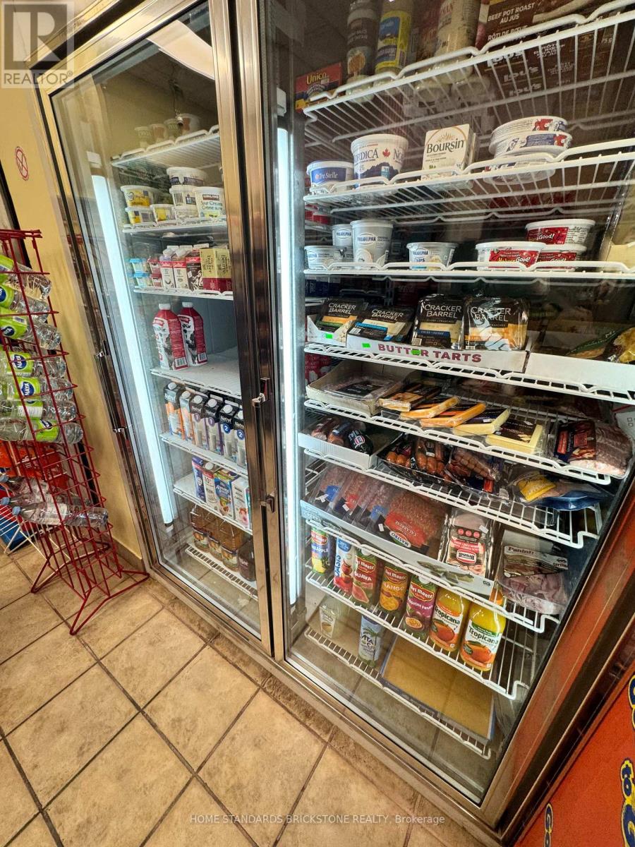 2 - 2045 Lake Shore Boulevard W, Toronto, Ontario  M8V 2Z6 - Photo 11 - W12488974