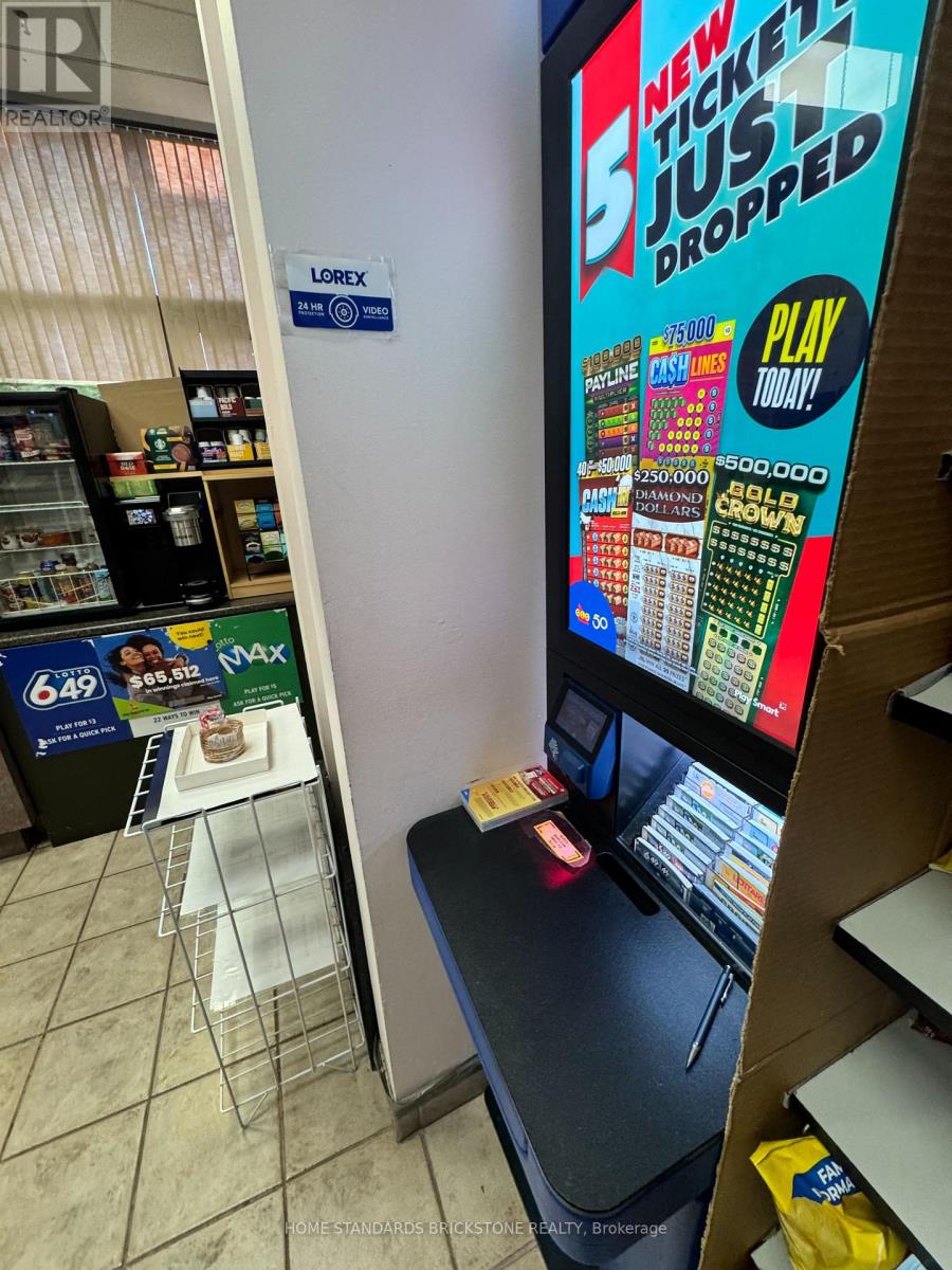 2 - 2045 Lake Shore Boulevard W, Toronto, Ontario  M8V 2Z6 - Photo 4 - W12488974