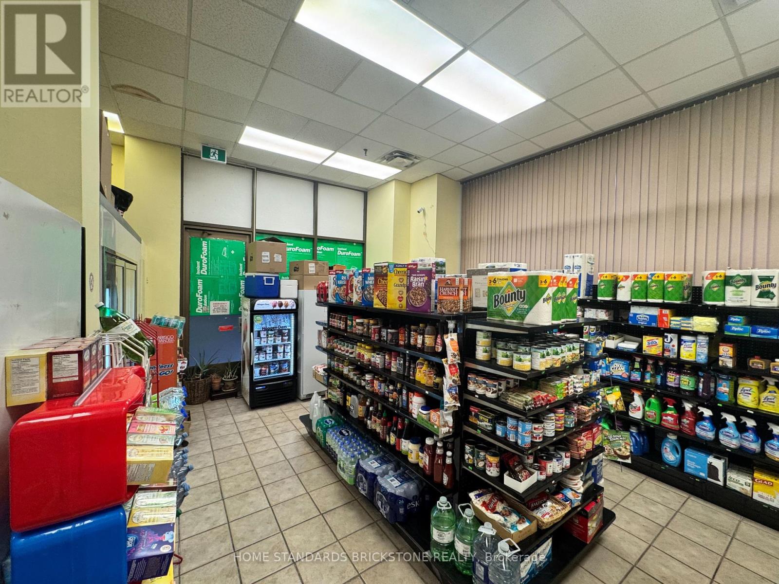 2 - 2045 Lake Shore Boulevard W, Toronto, Ontario  M8V 2Z6 - Photo 5 - W12488974