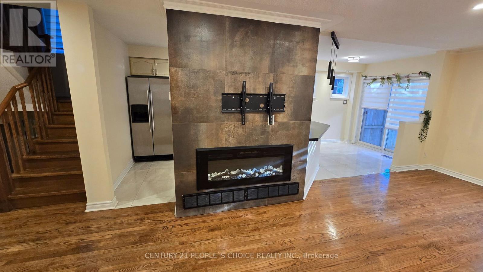 79 - 5223 Fairford Crescent, Mississauga, Ontario  L5V 2M6 - Photo 5 - W12488982