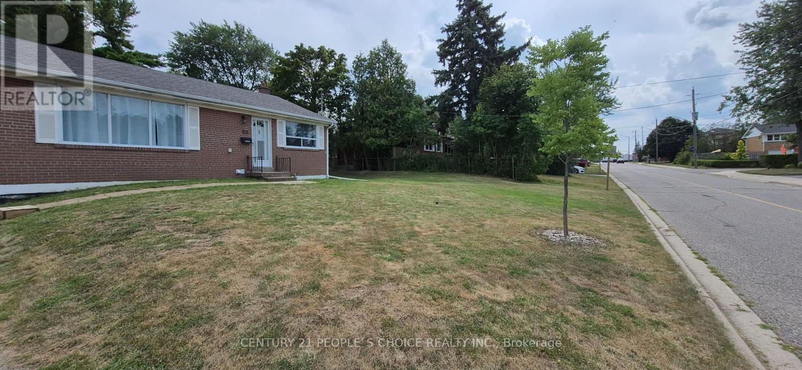 88 Vista Boulevard, Mississauga, Ontario  L5M 1V7 - Photo 2 - W12488992