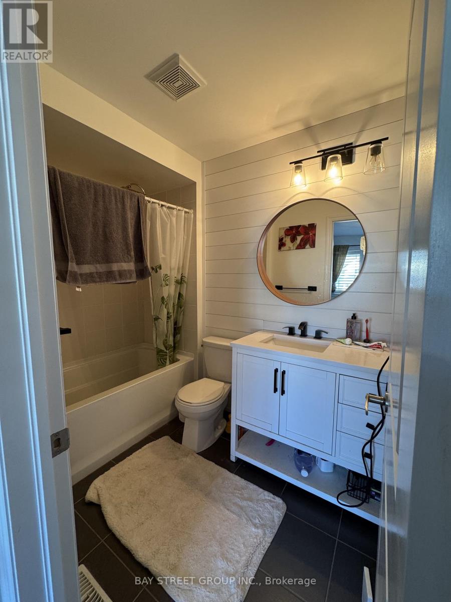 Master Bedroom - 51 Dominion Crescent, Niagara-On-The-Lake (St. Davids), Ontario  L0S 1P0 - Photo 9 - X12489040