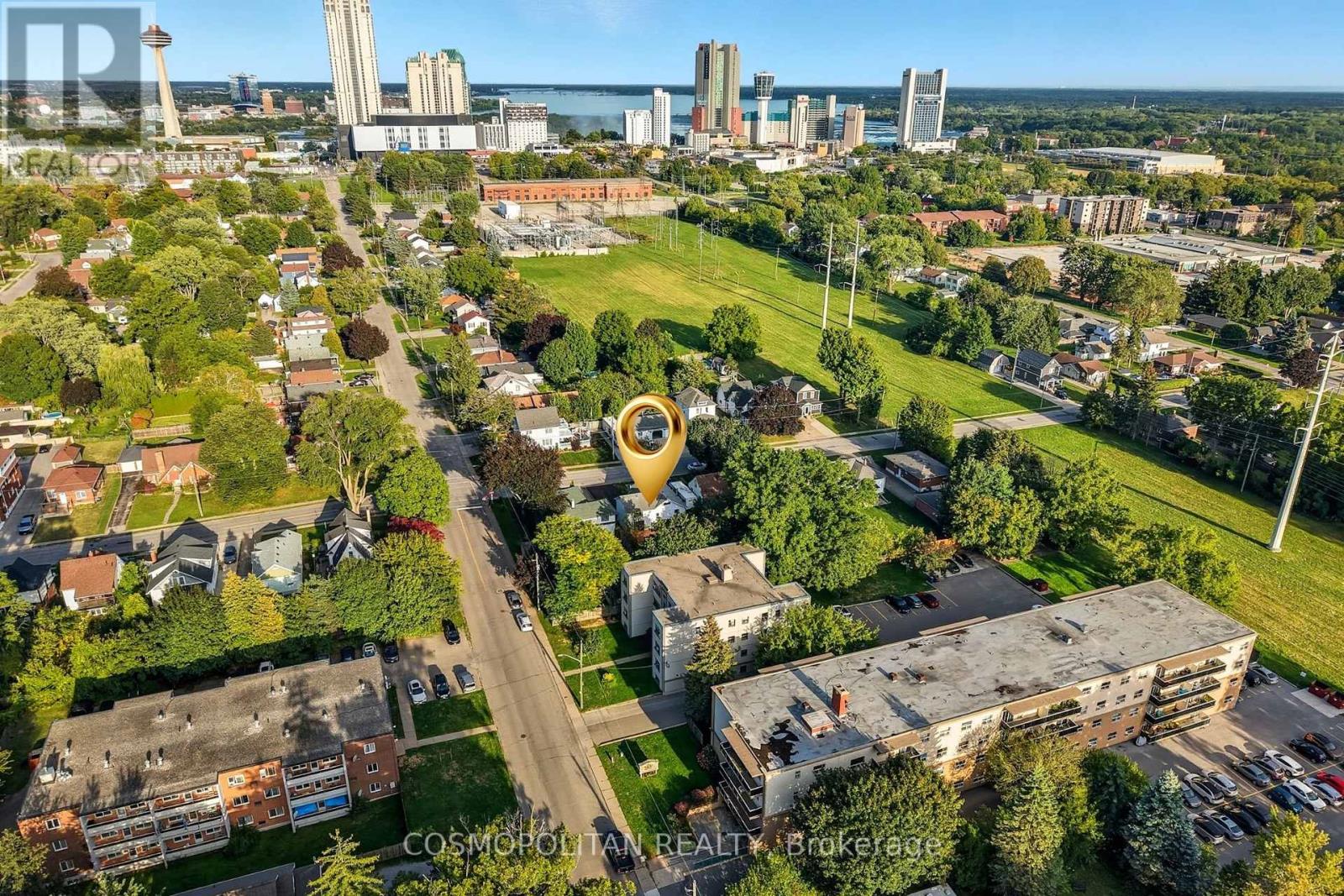 6369 Orchard Avenue, Niagara Falls, Ontario  L2G 4H3 - Photo 3 - X12489070