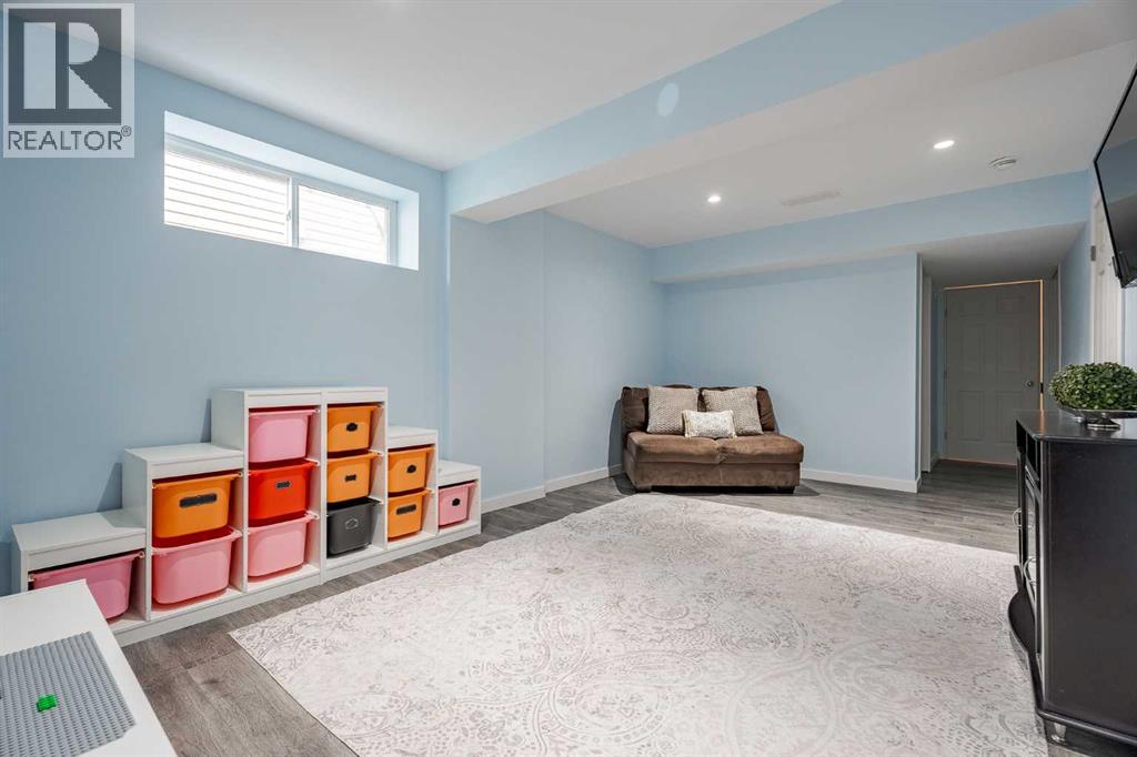 93 Evansford Circle Nw, Calgary, Alberta  T3P 0A9 - Photo 22 - A2254544