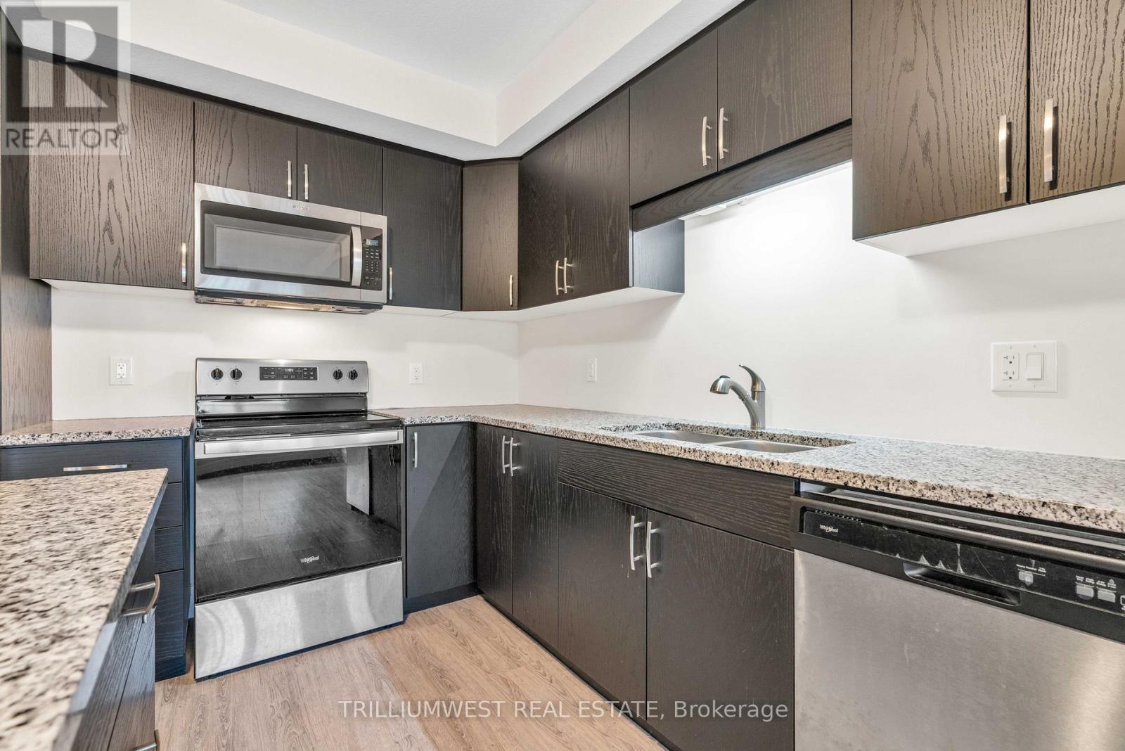 F - 168 Rochefort Street, Kitchener, Ontario  N2R 0P5 - Photo 8 - X12488994