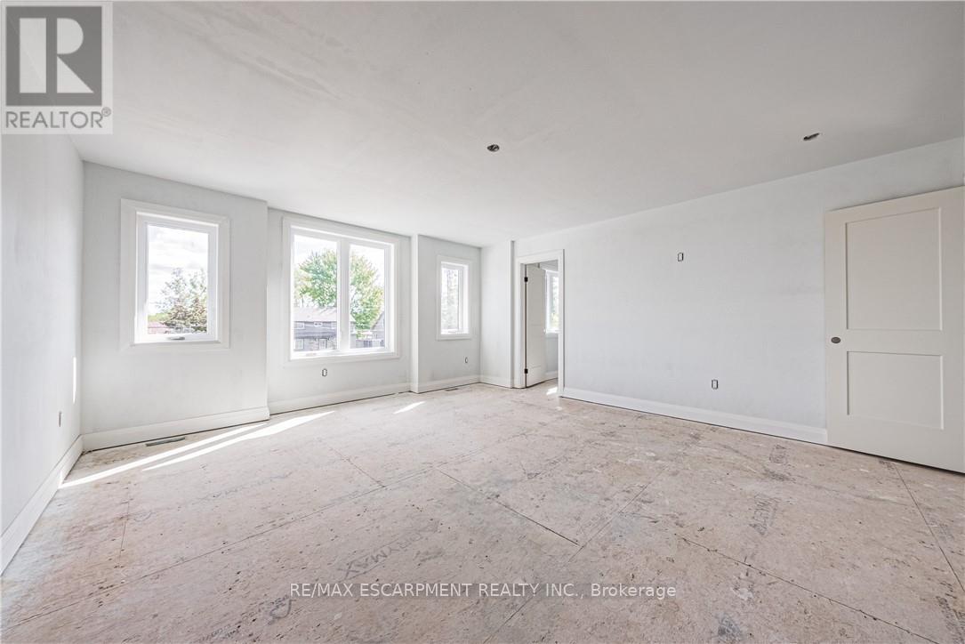 39 Norwich Road, Hamilton, Ontario  L8E 1Z7 - Photo 25 - X12489004