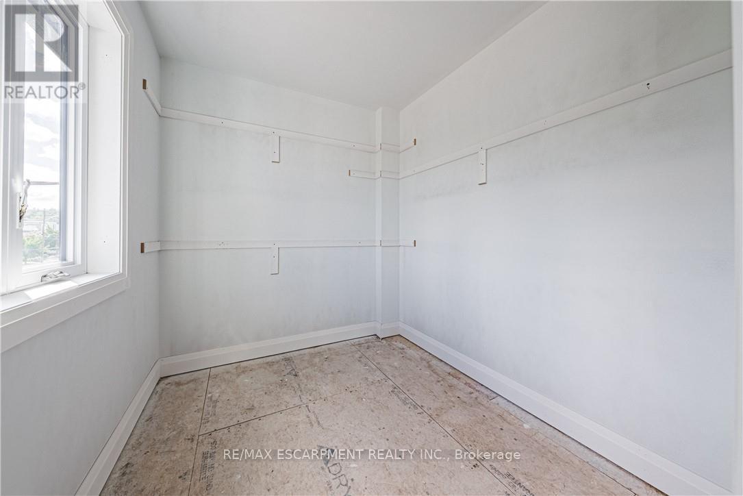 39 Norwich Road, Hamilton, Ontario  L8E 1Z7 - Photo 27 - X12489004