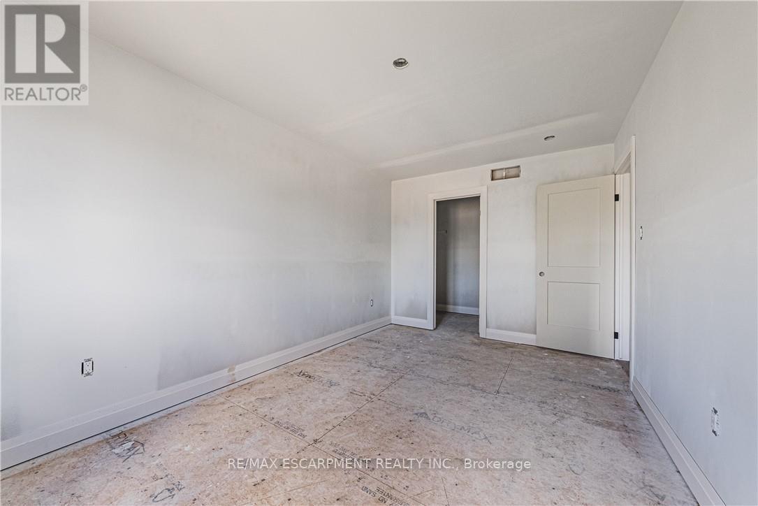 39 Norwich Road, Hamilton, Ontario  L8E 1Z7 - Photo 33 - X12489004