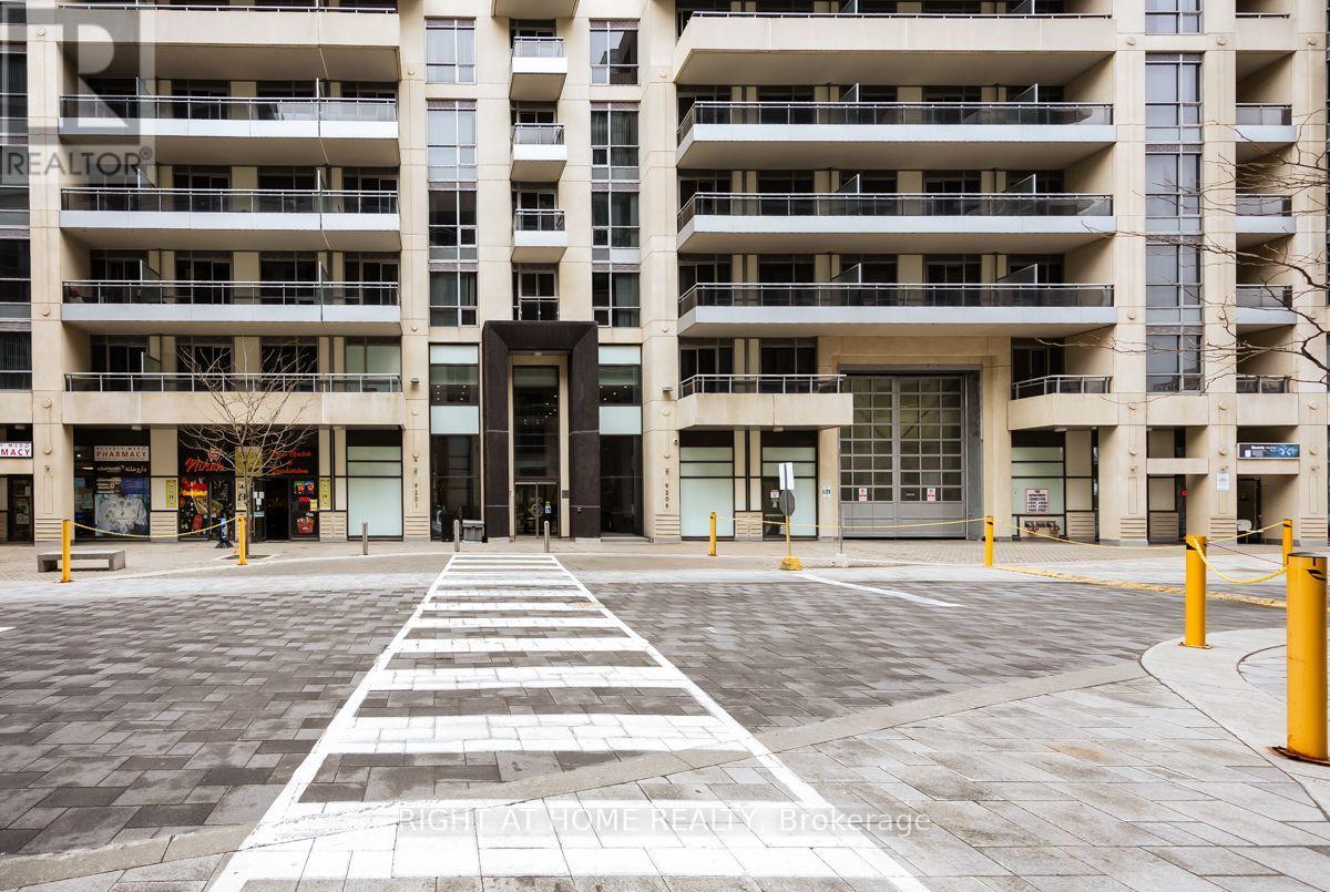 2108 Nw - 9201 Yonge Street, Richmond Hill, Ontario  L4C 1H9 - Photo 3 - N12468688