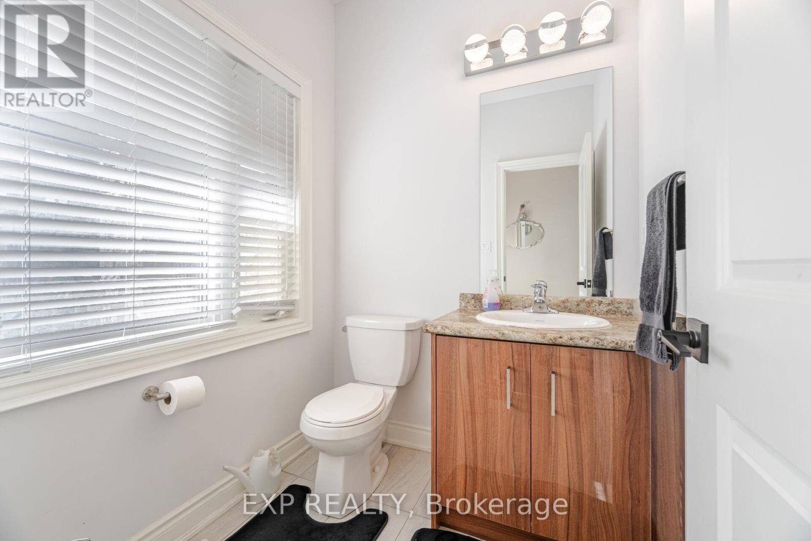 13 Alan Williams Trail, Uxbridge, Ontario  L9P 0R5 - Photo 19 - N12486224