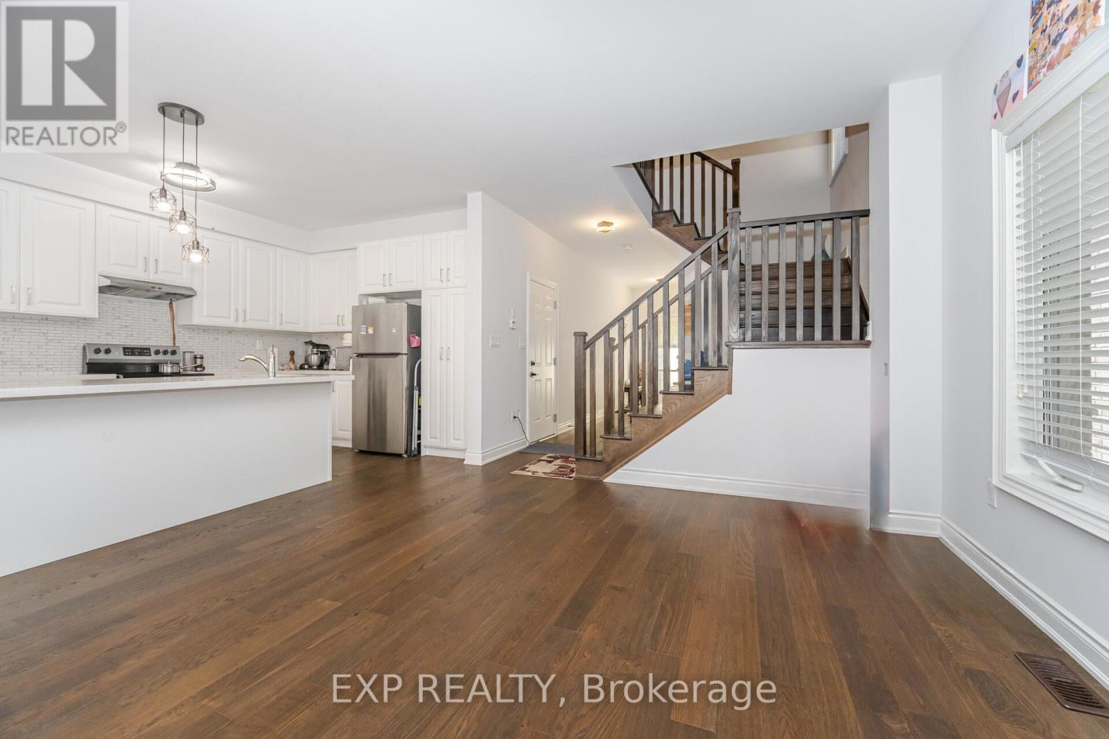 13 Alan Williams Trail, Uxbridge, Ontario  L9P 0R5 - Photo 9 - N12486224