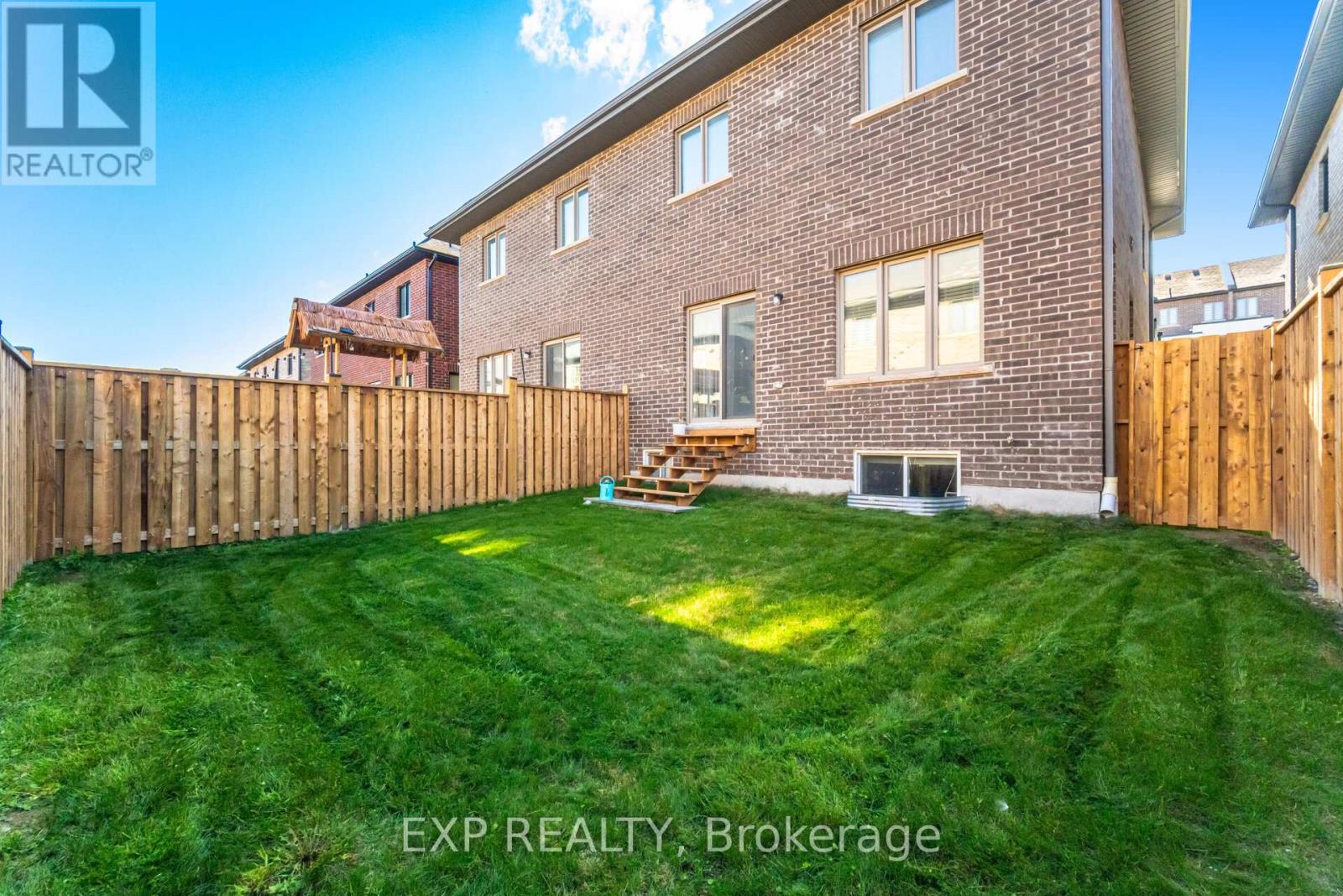 13 Alan Williams Trail, Uxbridge, Ontario  L9P 0R5 - Photo 39 - N12486224