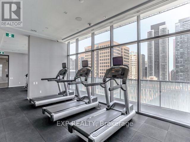 708 - 50 Charles Street E, Toronto, Ontario  M4Y 0C3 - Photo 9 - C12489064