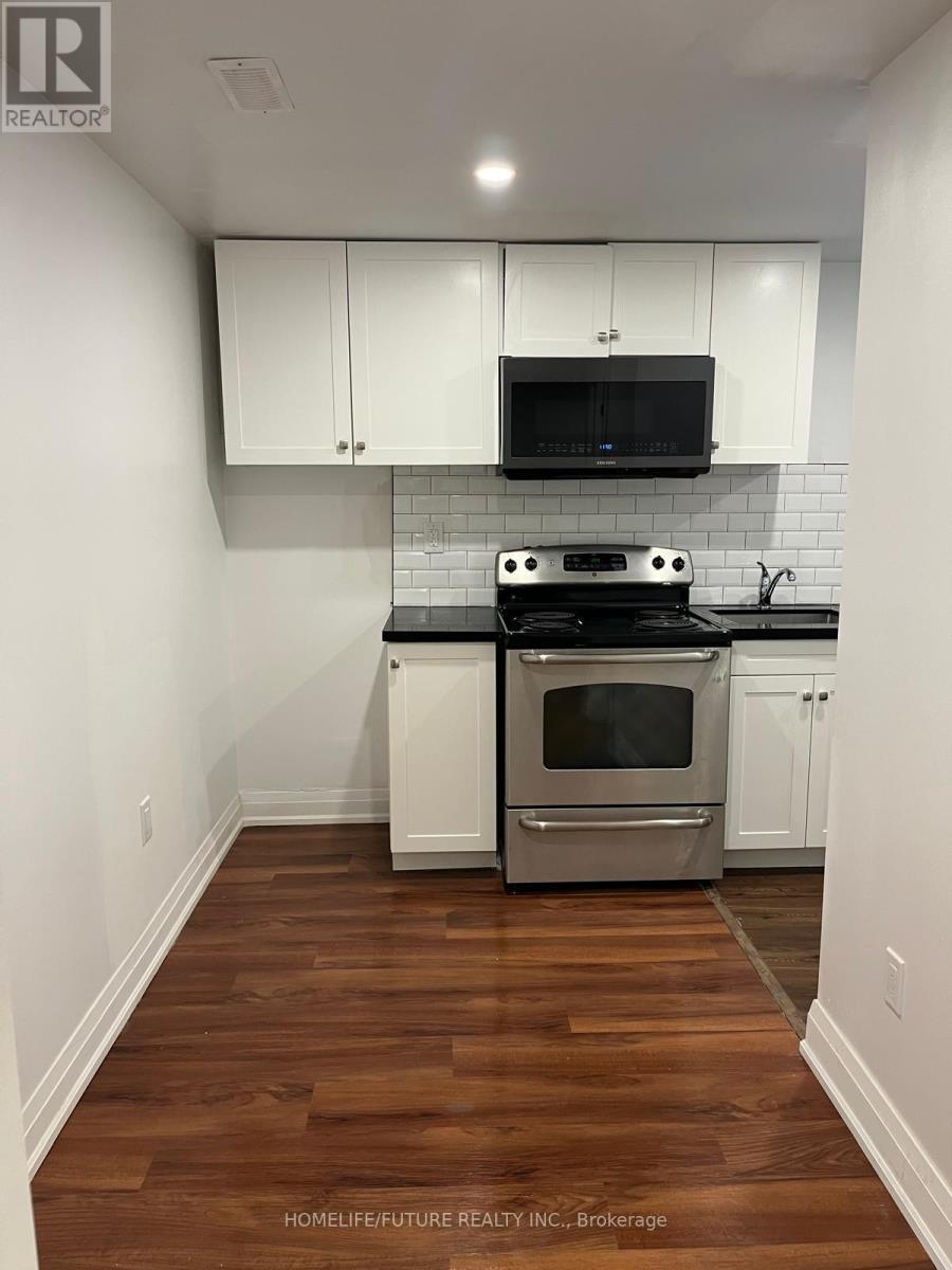 9 Chatterson Street, Whitby, Ontario  L9G 1B6 - Photo 2 - E12489060