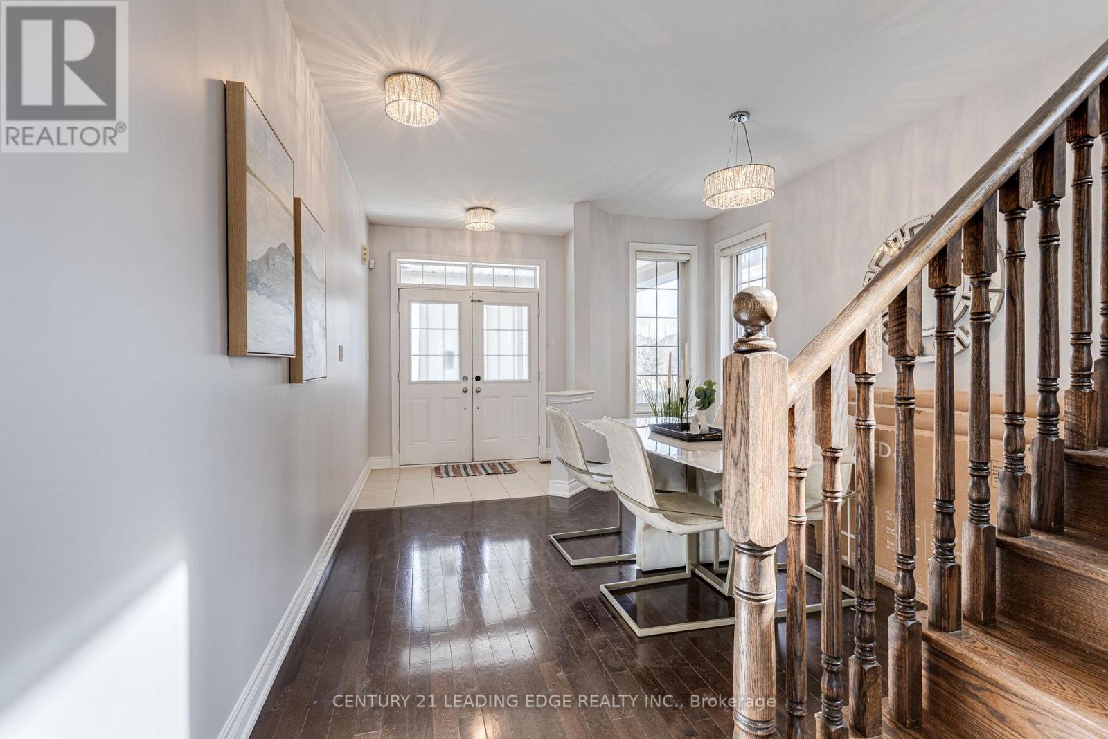 102 Mactier Drive, Vaughan, Ontario  L4H 4T9 - Photo 11 - N12483036