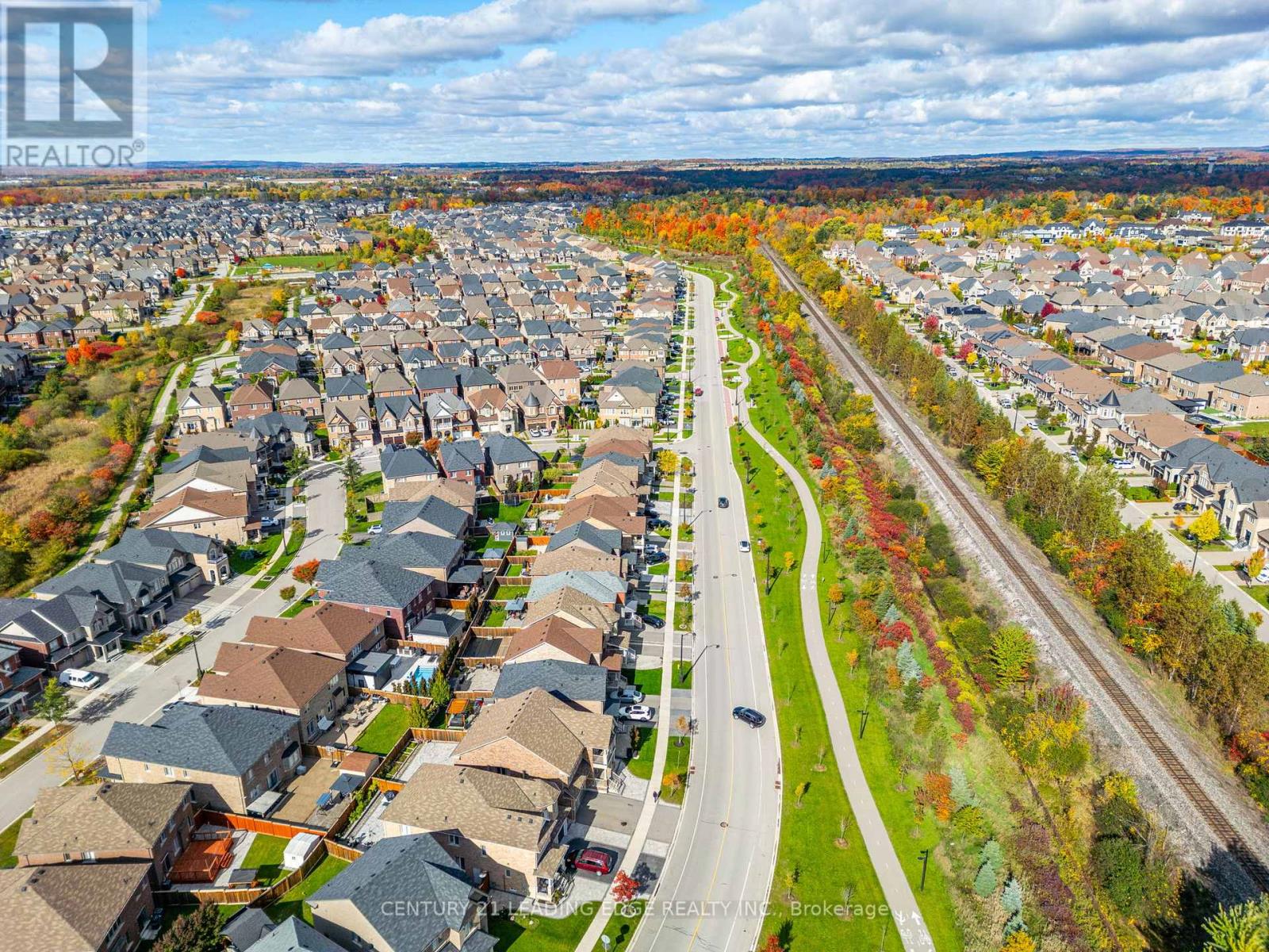 102 Mactier Drive, Vaughan, Ontario  L4H 4T9 - Photo 46 - N12483036