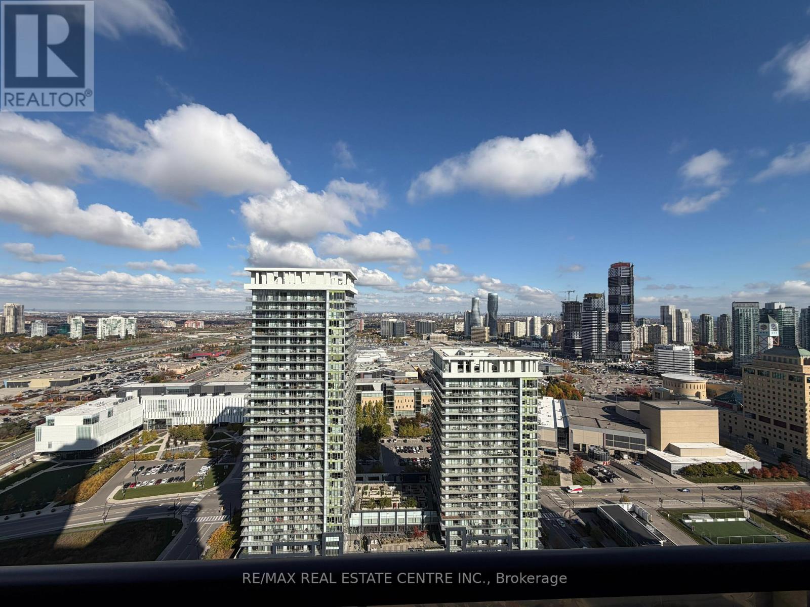 3003 - 385 Prince Of Wales Drive, Mississauga, Ontario  L5B 0C6 - Photo 9 - W12488586